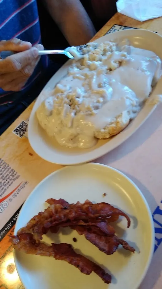 Sausage Gravy and Biscuits